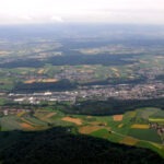 Luftbild von Ebersbach an der Fils mit Kernstadt und umliegenden Wohnlagen