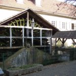 Historische Alte Mühle mit Mühlrad in Süßen